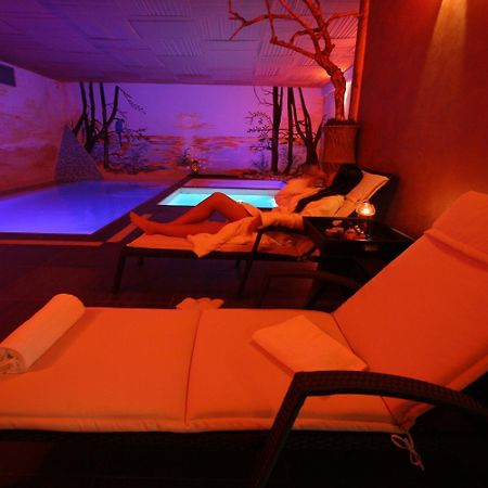 Hotel Select Атесса Экстерьер фото