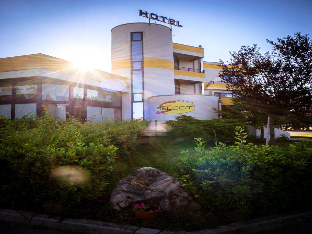 Hotel Select Атесса Экстерьер фото