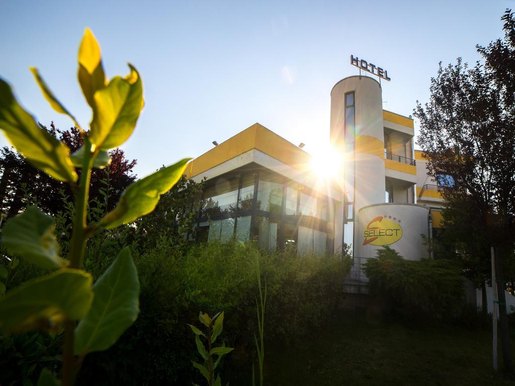 Hotel Select Атесса Экстерьер фото